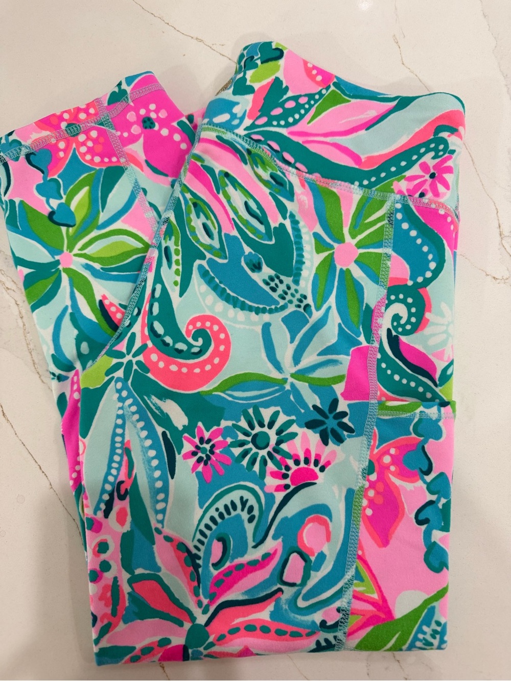 Lilly Pulitzer Luxletic Bright Floral Active Leggings in Teal & Pink Cropped